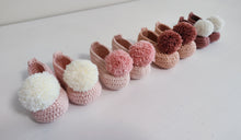 Carregar imagem no visualizador da galeria, Sapatinho Pompom rosa/rosa
