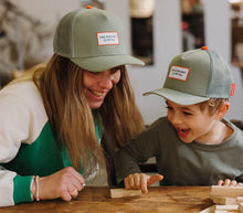 Carregar imagem no visualizador da galeria, Boné Mini Olive