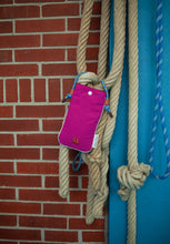 Carregar imagem no visualizador da galeria, Bolsa para telemóvel