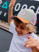 Load image into Gallery viewer, Boné Mini Anis (+6 anos)