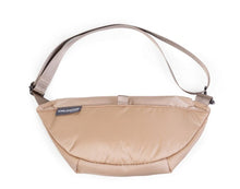 Carregar imagem no visualizador da galeria, Banana Bag On The Go bege