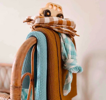 Load image into Gallery viewer, Musselina Vichy azul 70x70cm
