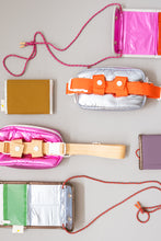 Load image into Gallery viewer, Banana Bag/Bicicleta
