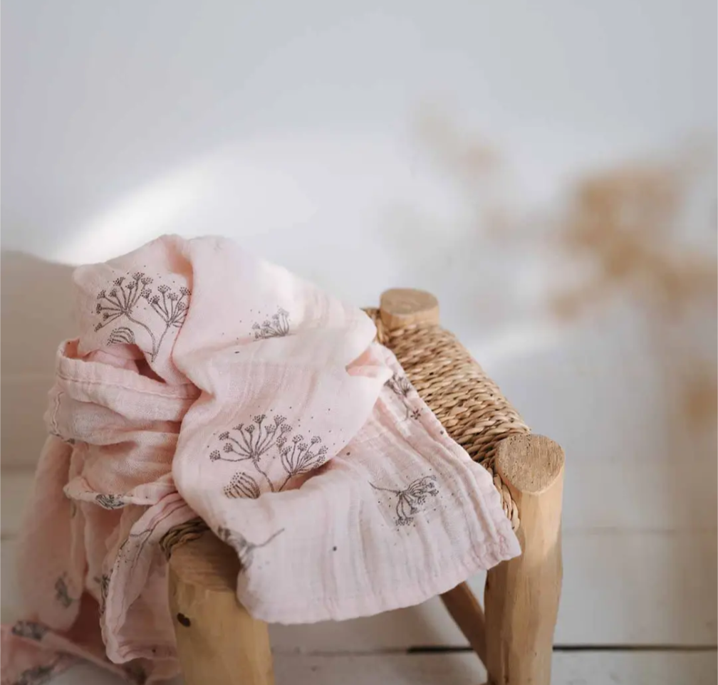 Musselina Flor rosa 70x70cm