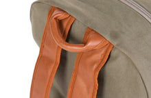 Load image into Gallery viewer, Mochila Daddy Bag Caqui
